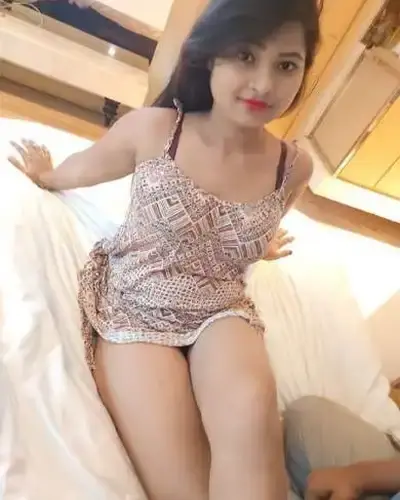 Call Girls in Amboli